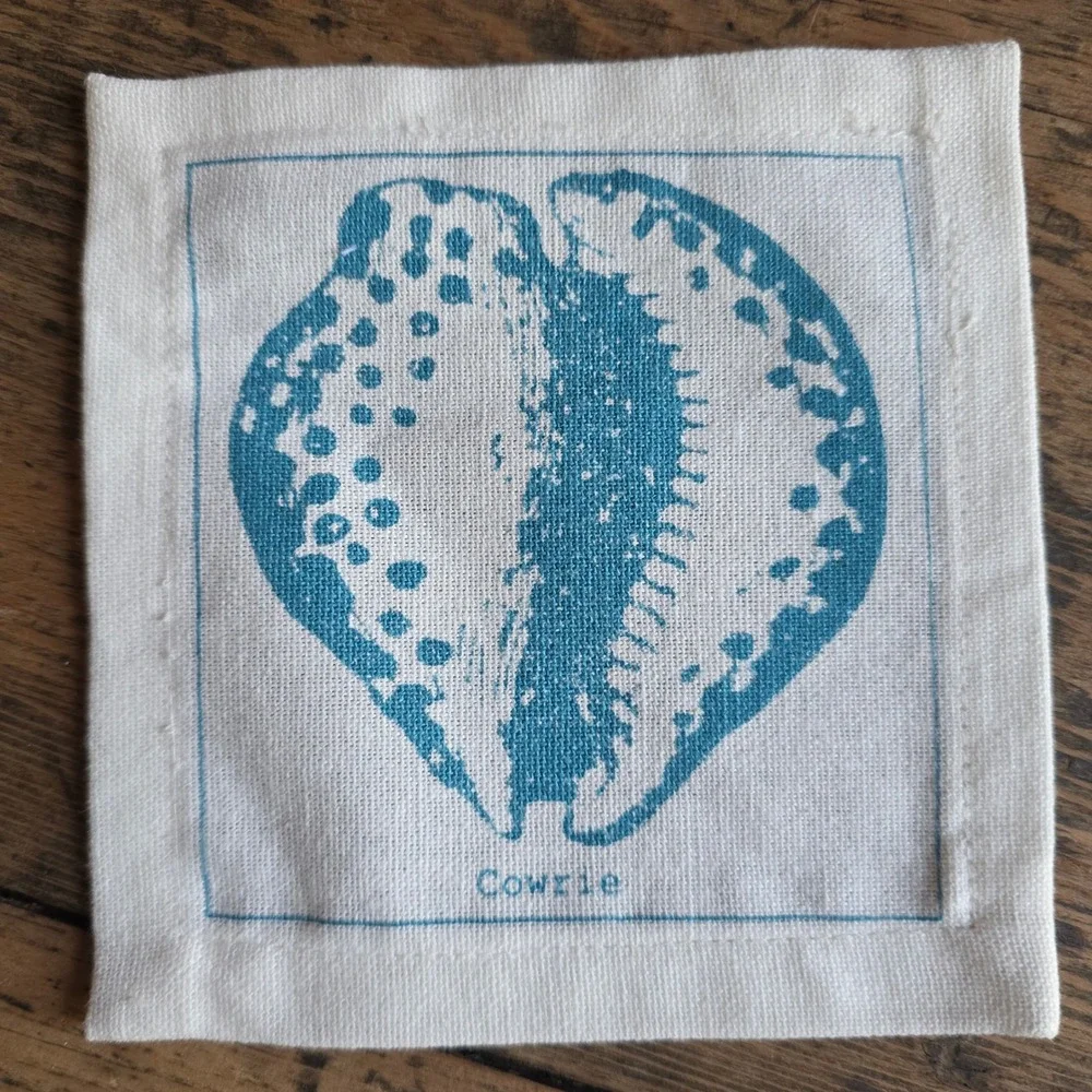 TWOS COMPANY Set 6‎ Cotton Shell Cocktail Napkins Coastal Beach Entertaining